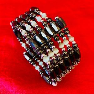 NWOTMulti Wear Magnetic Hematite Moonstone Necklace Bracelet 37” Long End to End